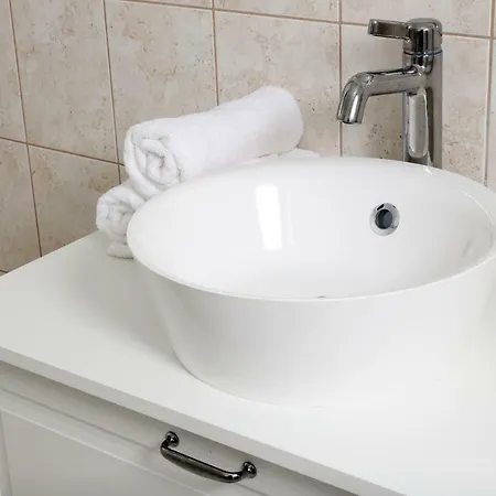 Bi-ti Apartma Apartment